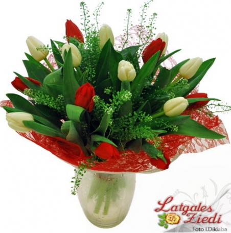 Поздравительный букет 006