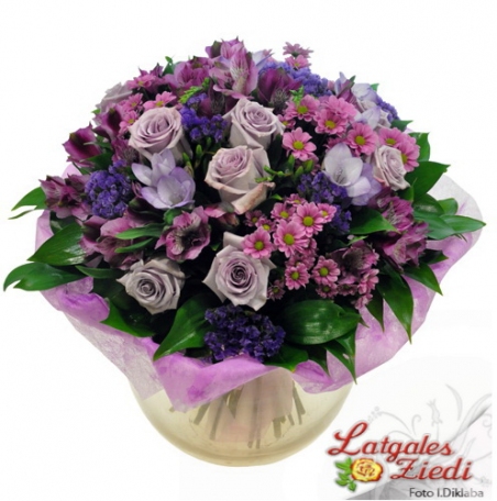 Apsveikuma pušķis 070