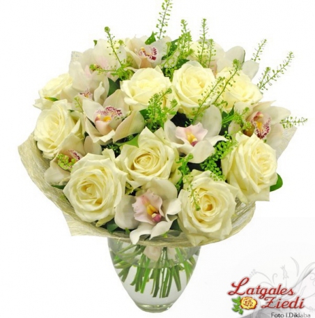 Apsveikuma pušķis 095