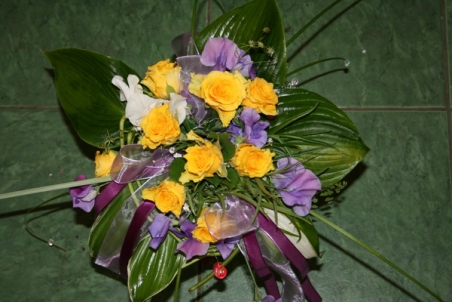 Mazcenas ziedu pušķis 053