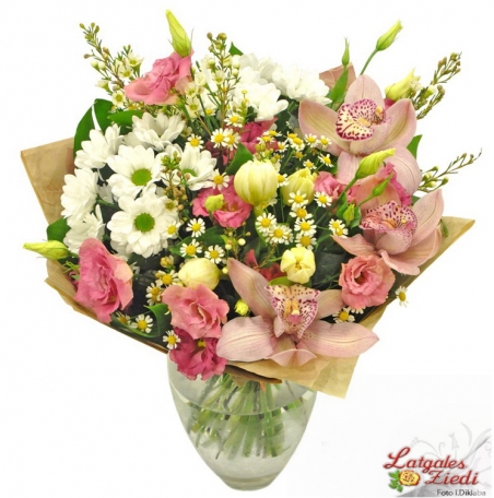 Apsveikuma pušķis 002