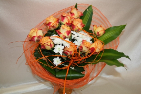 Mazcenas ziedu pušķis 024