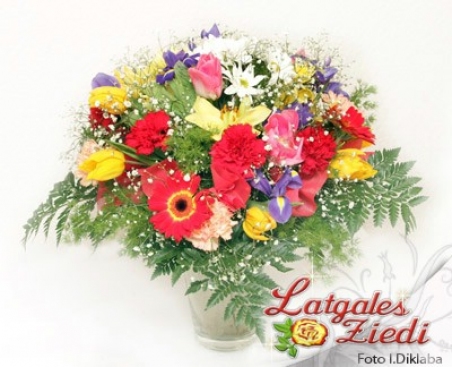 Apsveikuma pušķis 142