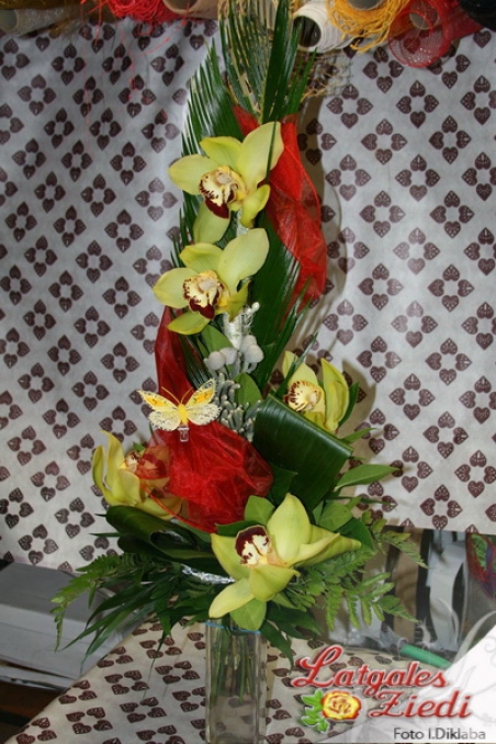 Mazcenas ziedu pušķis 005